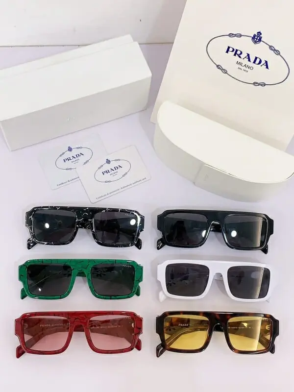 prada aaa qualite lunettes de soleil s_125b2351